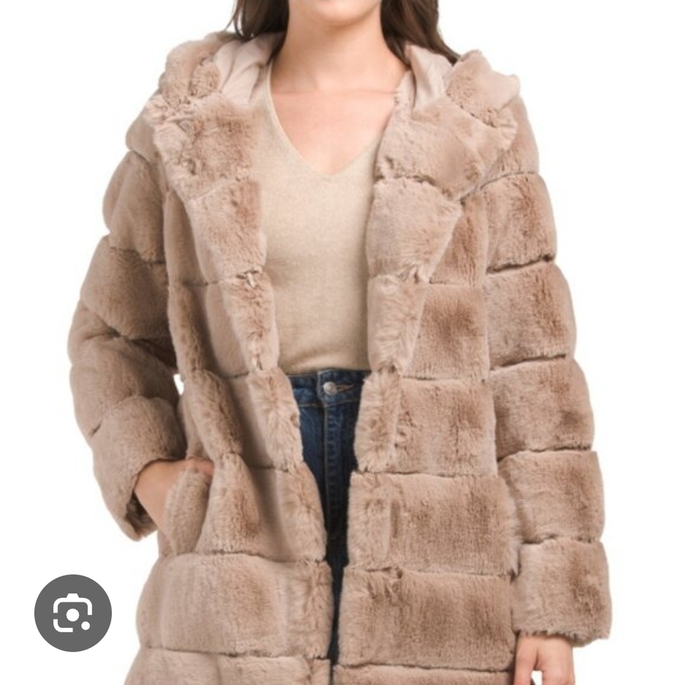 BCBGMaxAzria Tan Teddy Jacket Plush Faux Fur - Picture 5 of 9